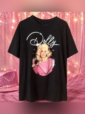 Dolly Parton Graphic T-Shirt Black Pink Country Music Tee